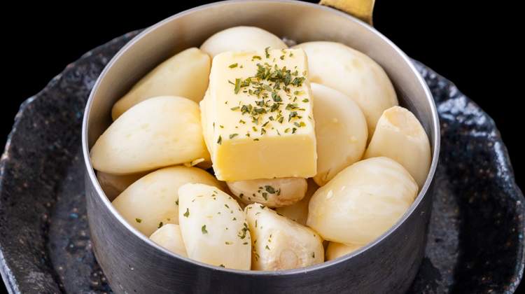 Grilled garlic