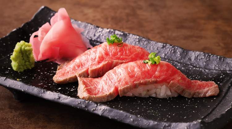 Seared Wagyu Sushi [2 pieces]