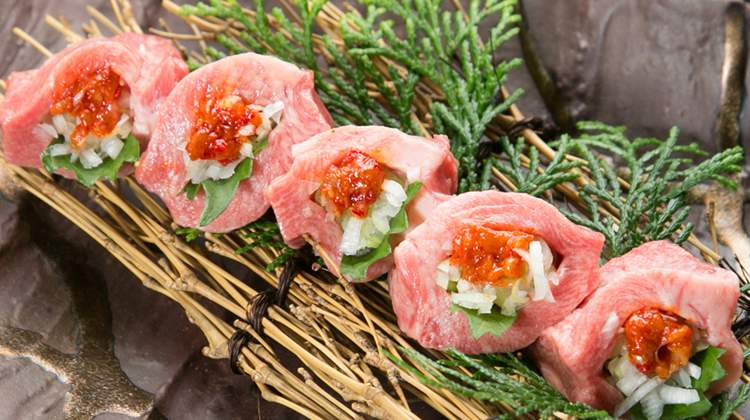 タン梅肉包み焼き