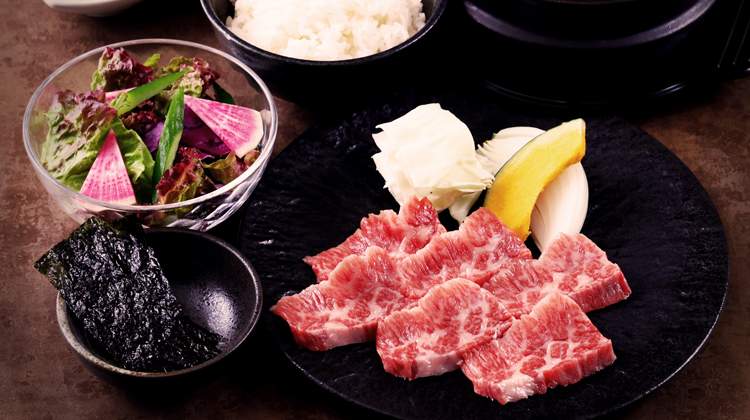 和牛カルビランチ