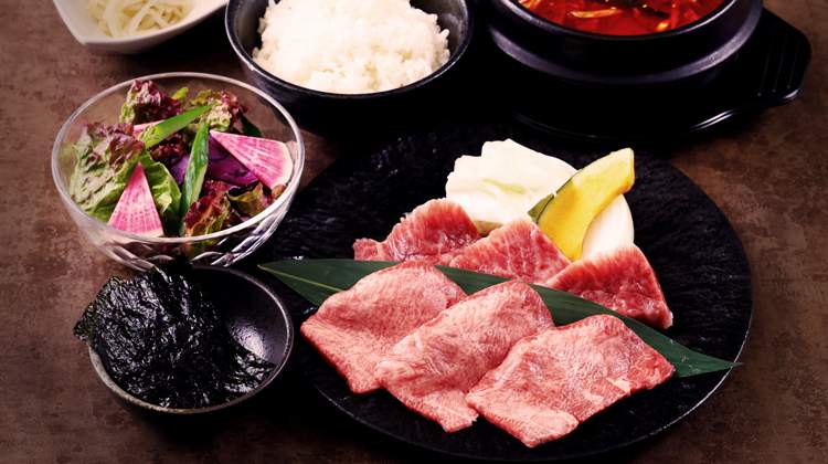 和牛カルビと特選牛タン定食